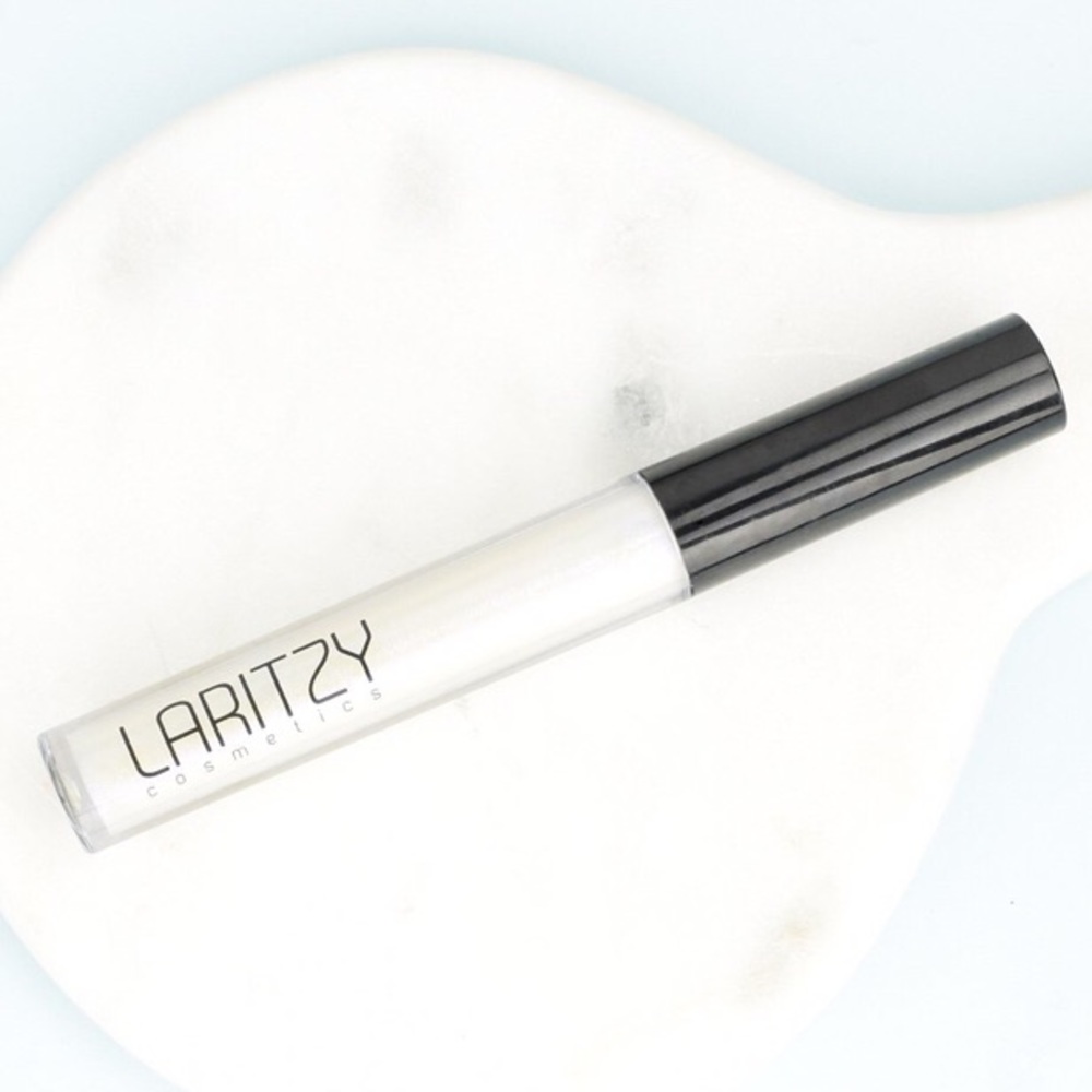 NWT Laritzy Aura Holographic Lip Gloss
